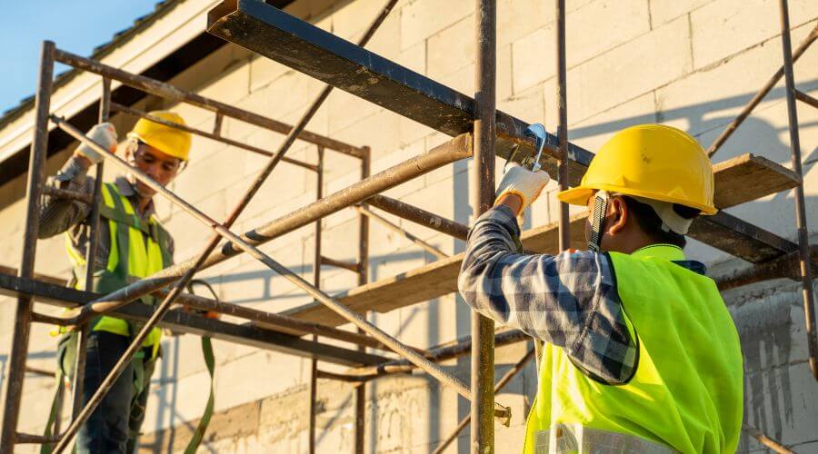 Professional fairlawn roofing services in Bedford, PA